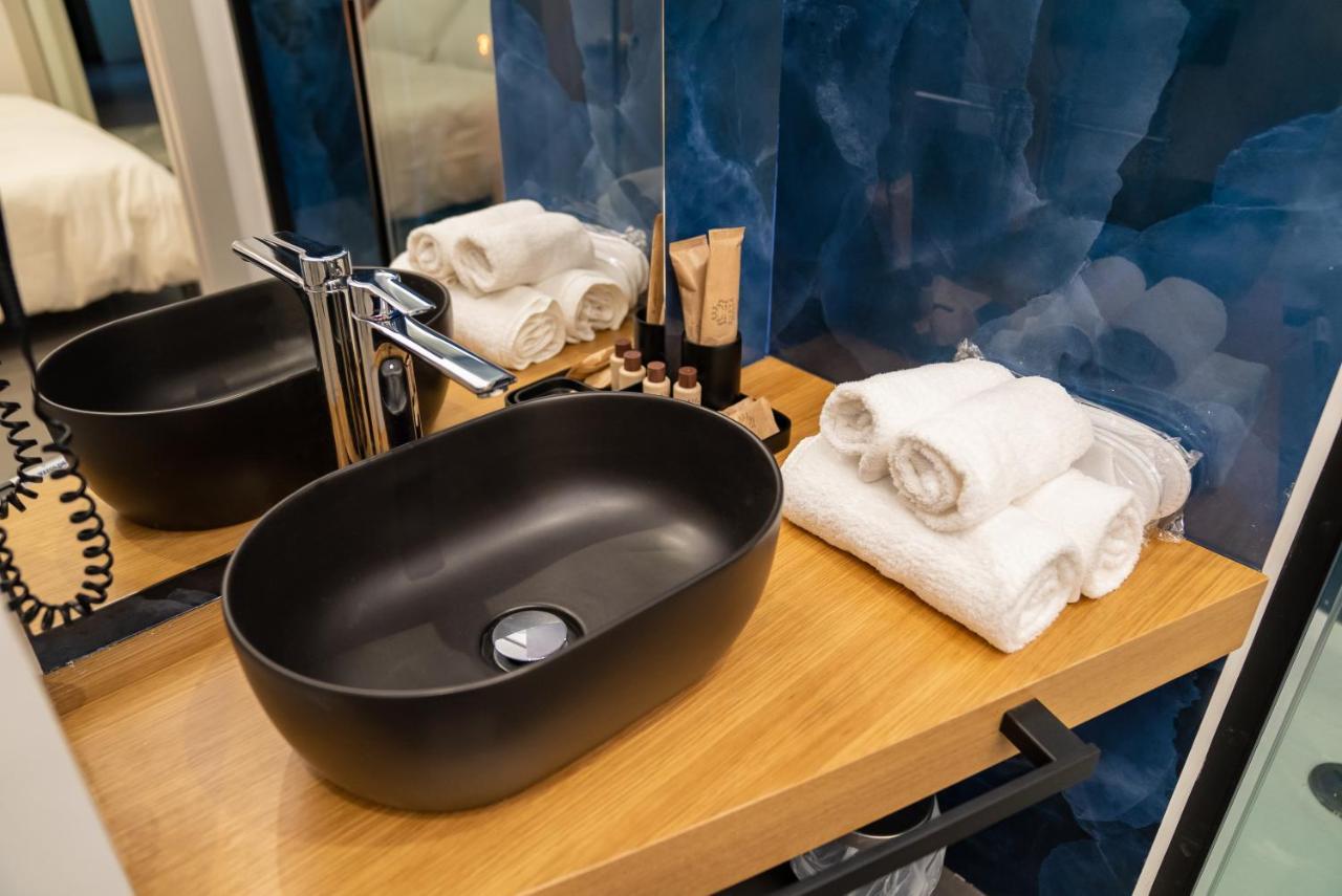 Hart Boutique Hotel ナポリ エクステリア 写真