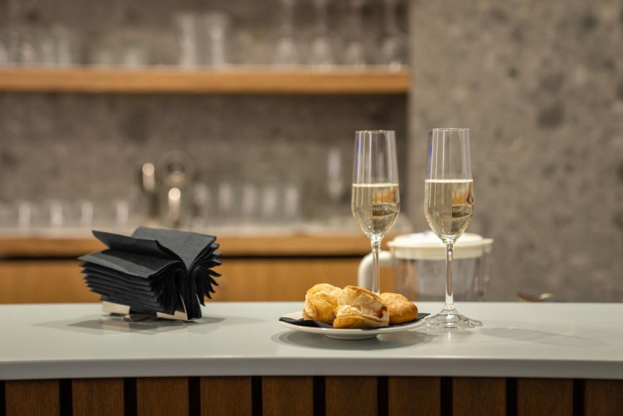 Hart Boutique Hotel ナポリ エクステリア 写真
